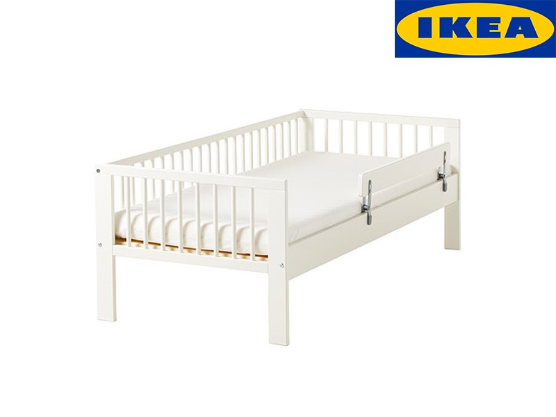 Сет од две заштитни огради за кревет модел VIKARE од 'Ikea'
