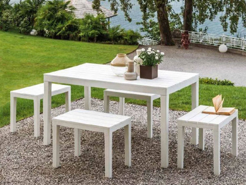 Сет маса со 4 столици во бела или антрацит боја - модел САМОА