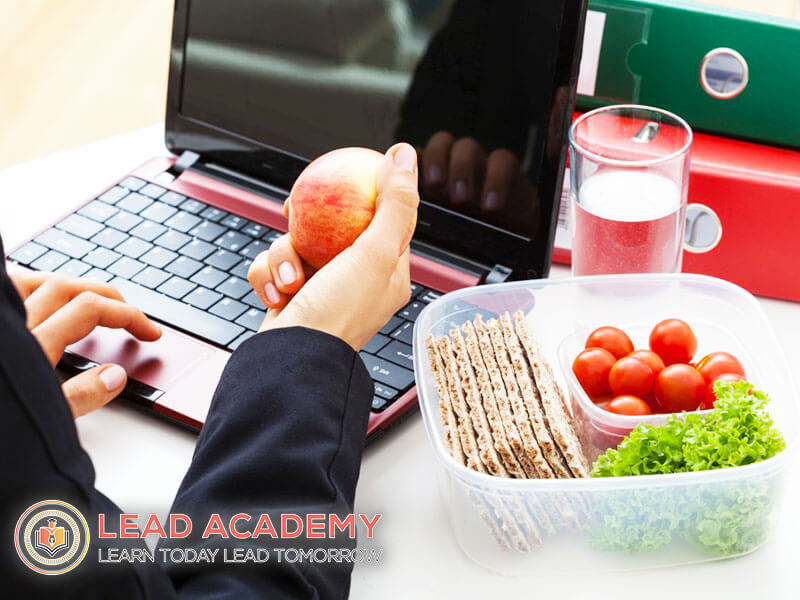 1 час и 50 мин. Online курс за Diet & Nutriton Level 3