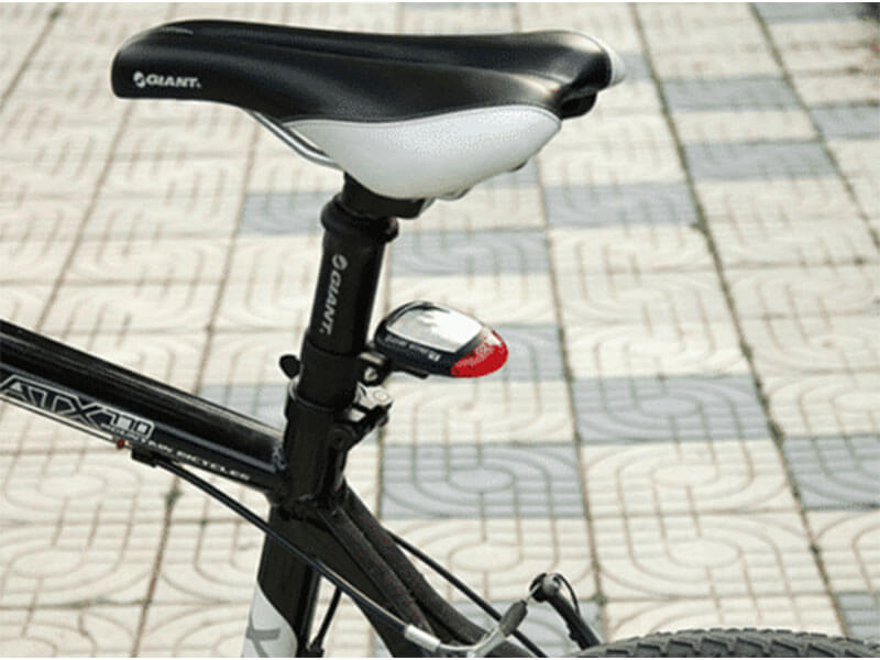 Задно “СОЛАР” светло за велосипед