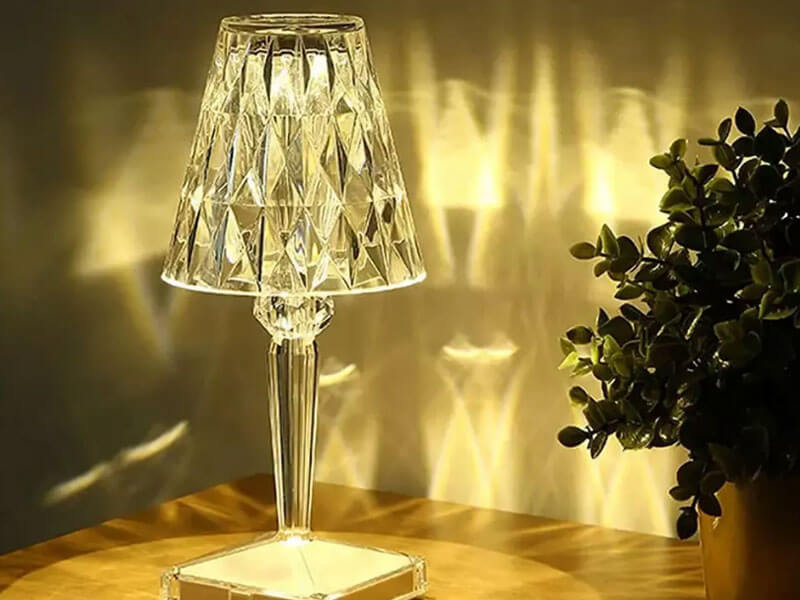 Кристална Led столна ламба