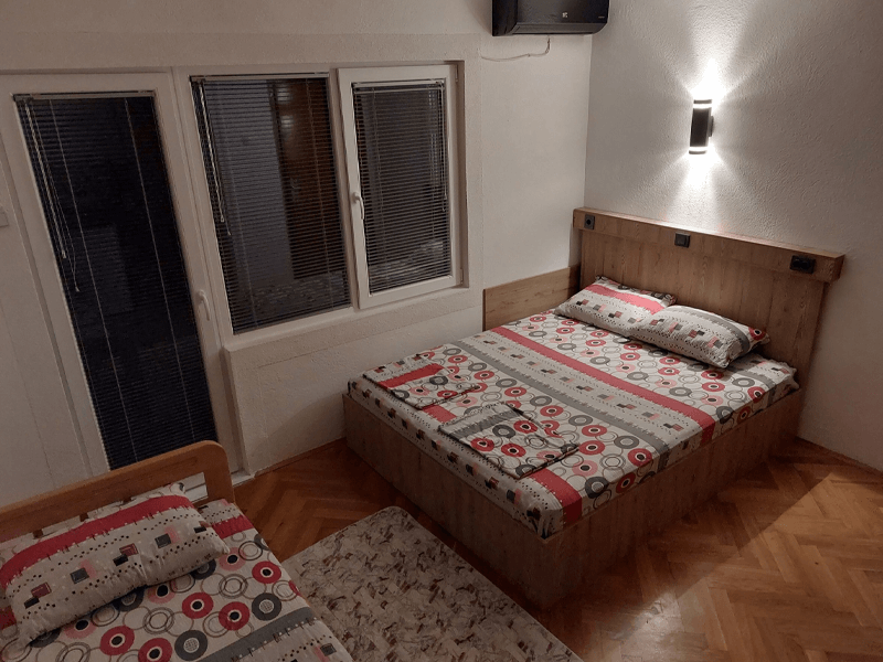 Со купон од 180 денари и доплата од 1800 денари добивате ноќевање во прекрасната Вила Вишни